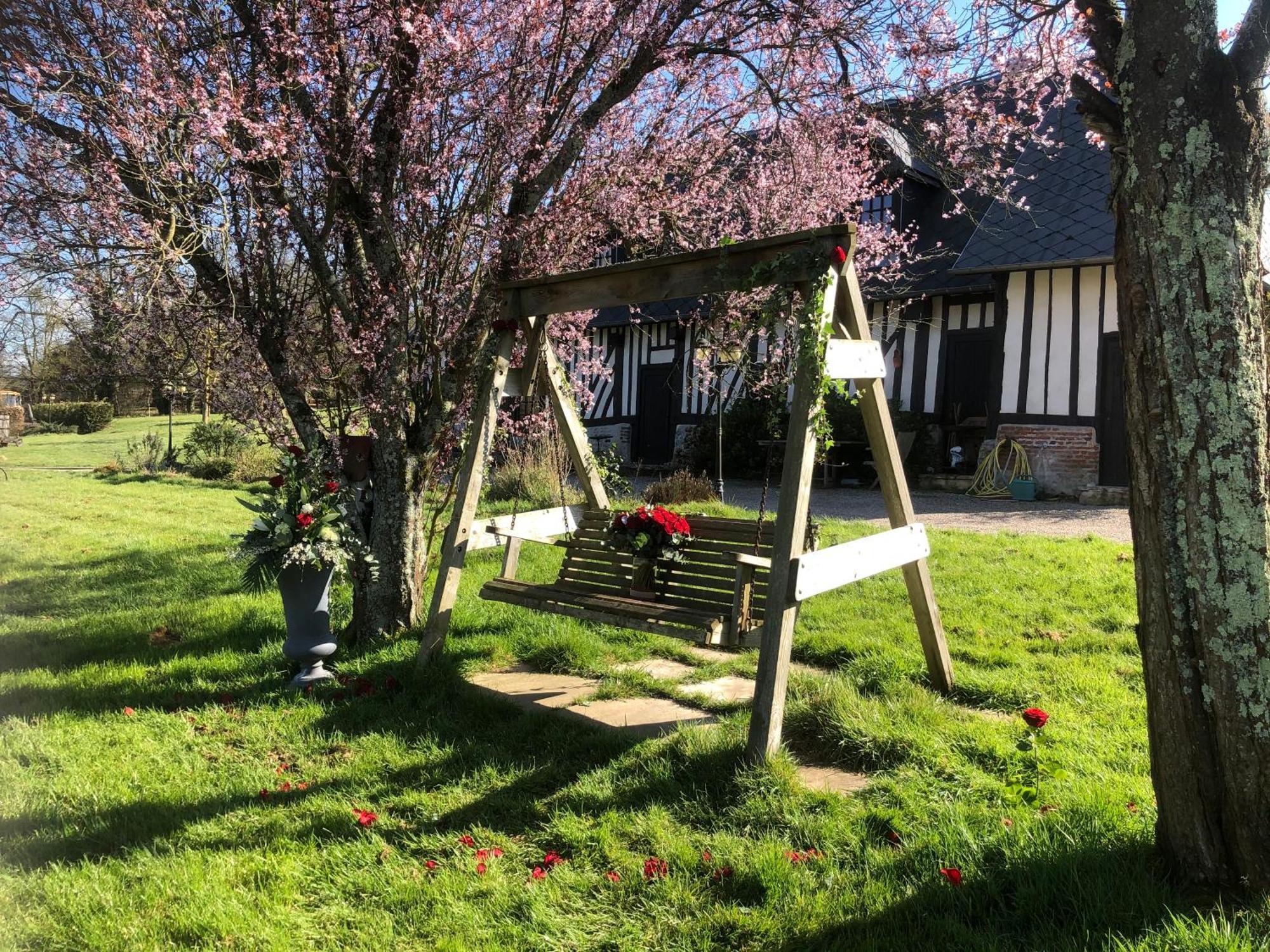 Le Champ Des Possibles Bed and Breakfast Manerbe Εξωτερικό φωτογραφία