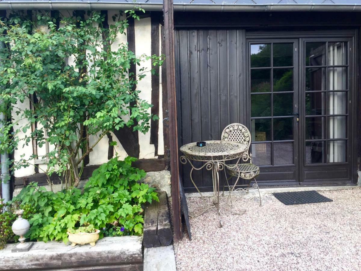 Le Champ Des Possibles Bed and Breakfast Manerbe Εξωτερικό φωτογραφία